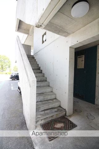 菰池パークハウスの玄関写真