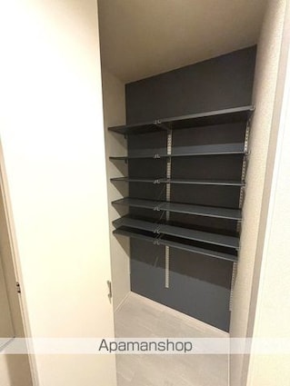 Ｍａｉｓｏｎ　Ａｌｂａ[1R/31.96m2]の玄関
