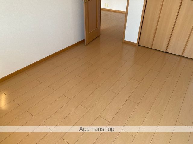 コートジュネス IIの内装写真