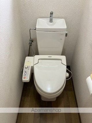 一里山４丁目貸家[6LDK/144.08m2]のトイレ