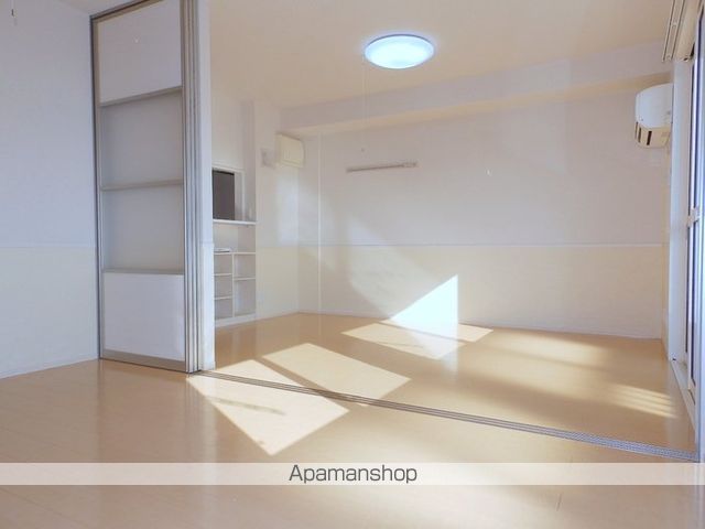 クローバーMの内装写真