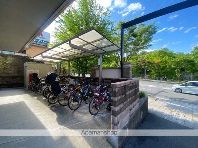 和歌山県和歌山市岡山丁[2LDK/57.55m2]の共用部1