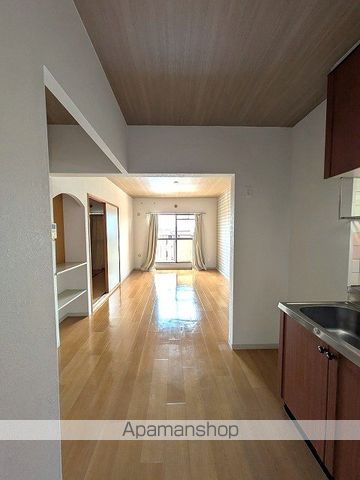 シャルマン宮前の内装写真