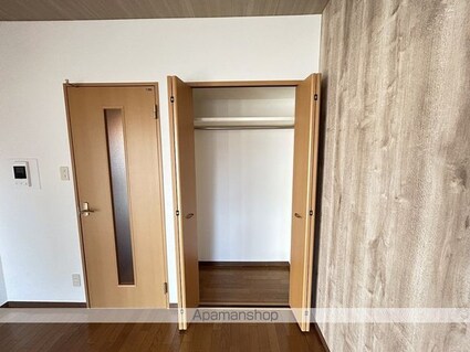 ＦＯＵＲ　ＳＥＡＳＯＮＳ　ＴＡＩーＳＨＩＮ　１ｓｔ[1K/27.62m2]の収納