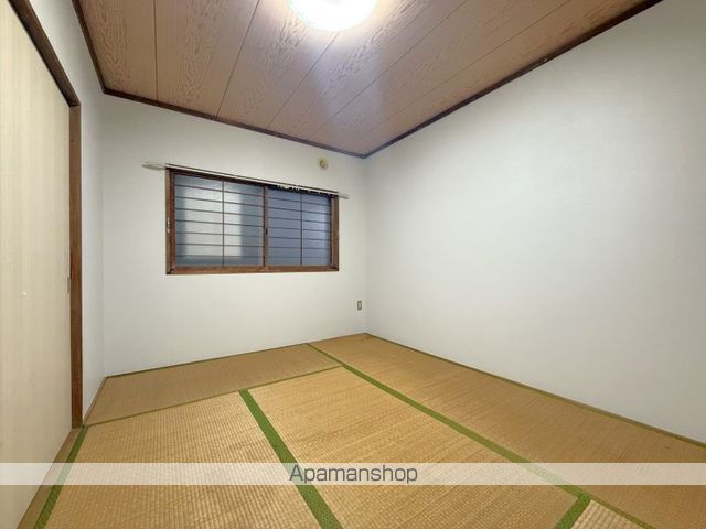 マンション谷地頭の内装写真
