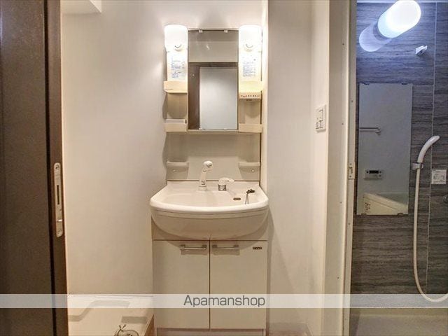 Aden箱崎駅前の内装写真