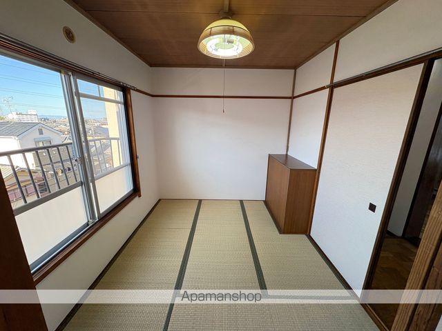 フラワリータウン志紀G棟の内装写真