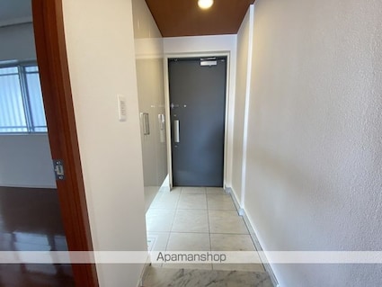 ドゥーエ仙台イースト[2LDK/59.59m2]の玄関