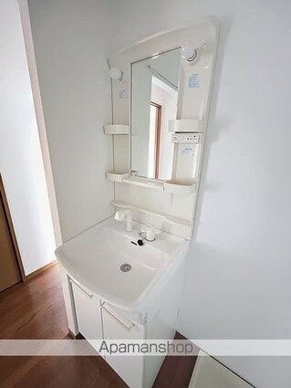 ＵＮＩＶＥＲＳＥ[2LDK/53.76m2]の洗面所