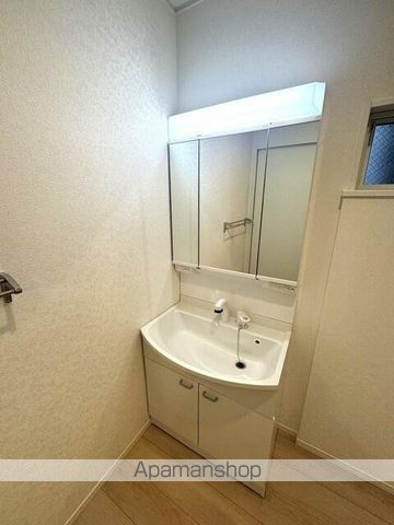 練馬区 2階建 築3年の内装写真
