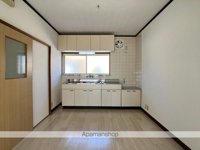 コーポ槇尾 東の内装写真