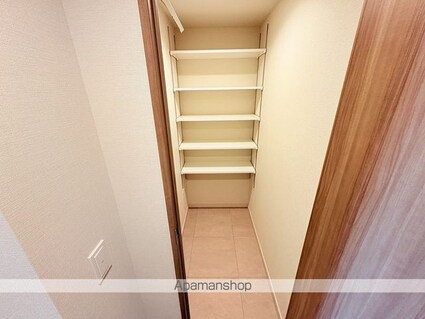 レジディア仙台北四番丁プレイス[2LDK/53.91m2]の収納