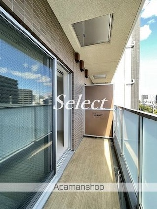 神奈川県横浜市南区二葉町１丁目[1K/27.5m2]のバルコニー