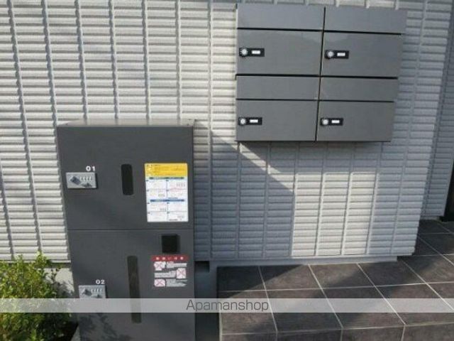 CASA PATIO Jの玄関写真