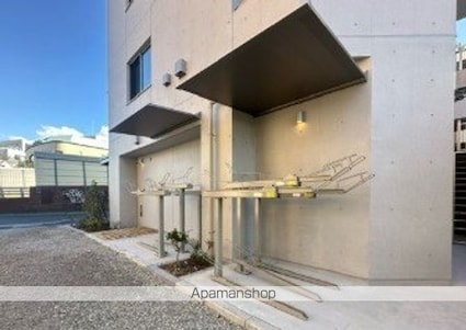 東京都目黒区柿の木坂１丁目[1LDK/41.79m2]の共用部2