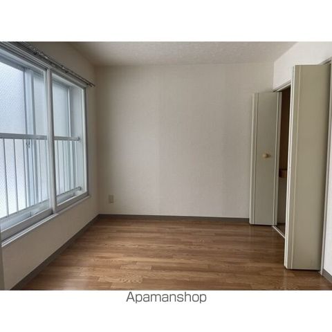 クレストテージ伏見の内装写真