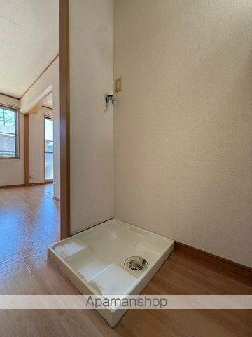 リースランド仁保津タウン E棟の内装写真