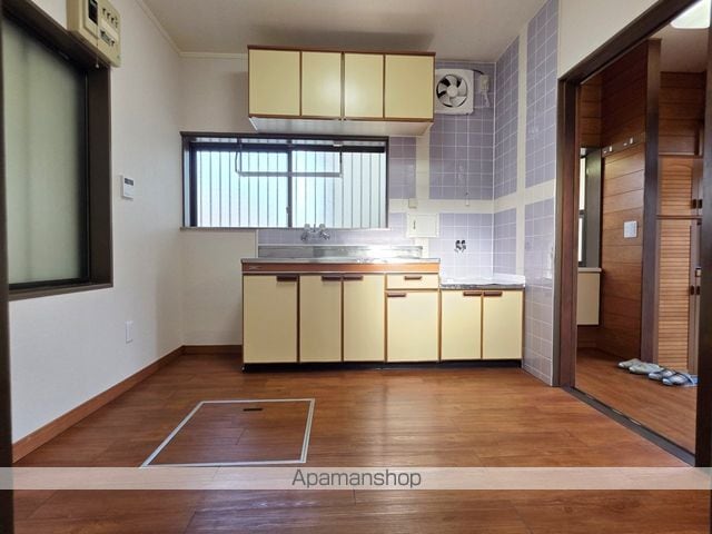 磐田市 2階建 築38年の内装写真