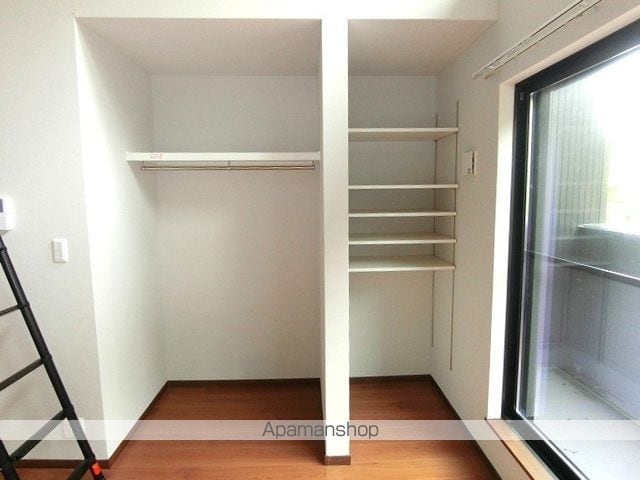 K-GARAGE 猪名寺の内装写真