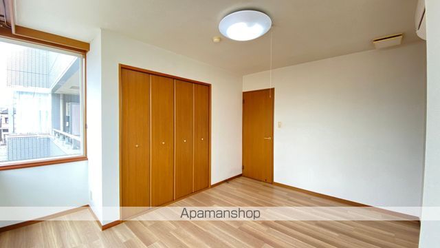 ヴェルデュールの内装写真