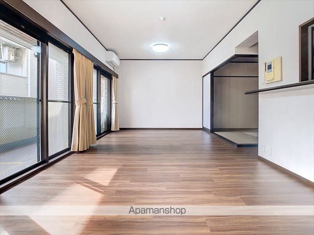 ロイヤルマンション大濠IIの内装写真