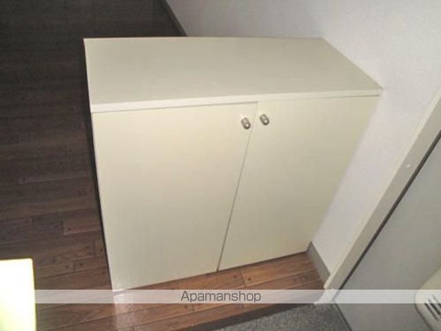 仲居ハイツIIIの内装写真