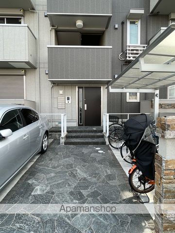 シンセリティ石津 B棟の玄関写真