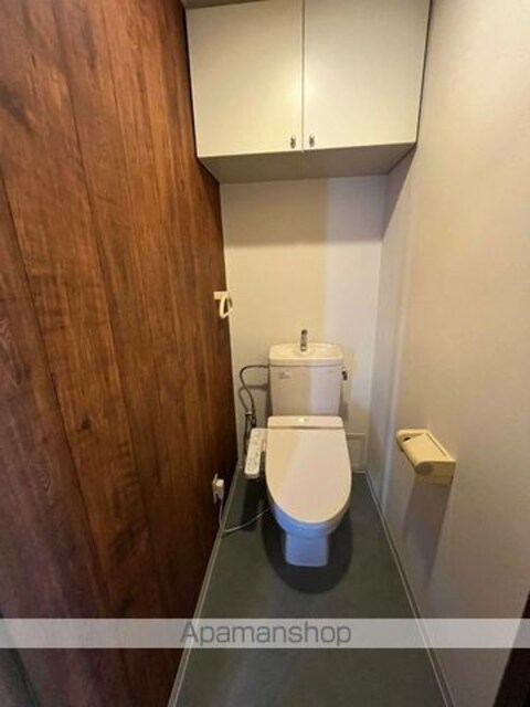 和歌山県和歌山市紀三井寺[2LDK/59.4m2]のトイレ