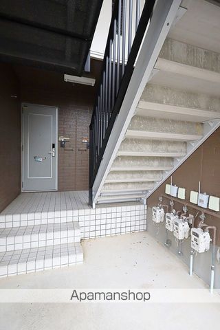 コスモタウンHの玄関写真