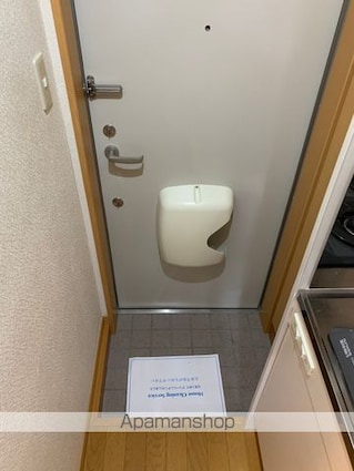 東京都小金井市関野町１丁目[1R/20m2]の玄関