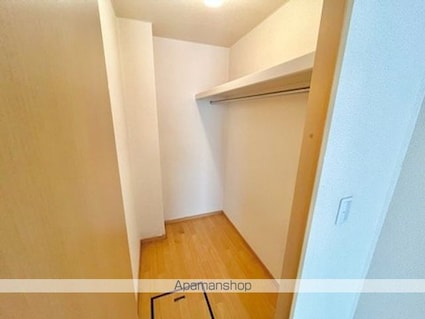 エスティアール１６　Ⅰ・Ⅱ[1K/30.39m2]の収納