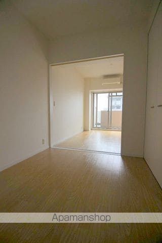 フロンティアタワー九条IIIの内装写真