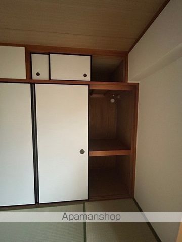 バンクフィールドの内装写真