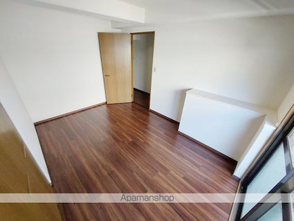 ロイヤルメゾン岩崎町[3LDK/78.89m2]の内装3