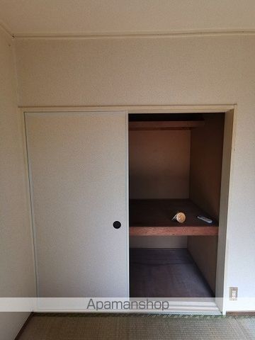レピュートオオクラの内装写真