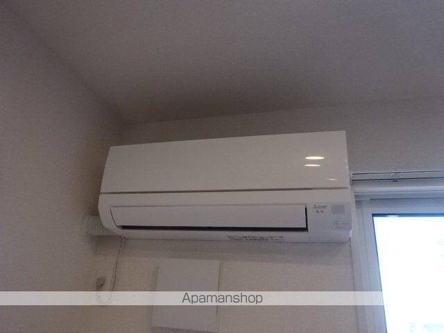 ロイヤルステージ横浜町の内装写真