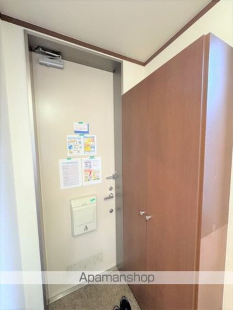 東京都立川市錦町１丁目[1K/25.39m2]の玄関