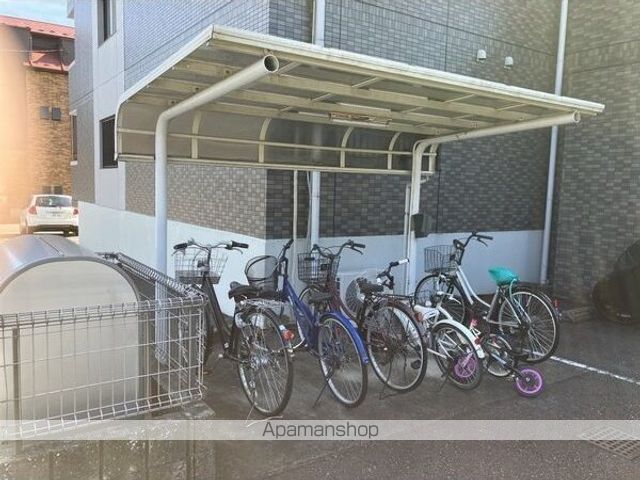 GRACE NAGARAのその他写真