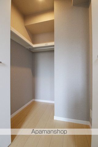Y’S NISHIJINの内装写真