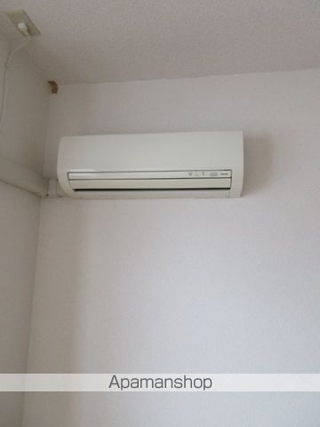 ロイヤルクイーンズパーク関目の内装写真