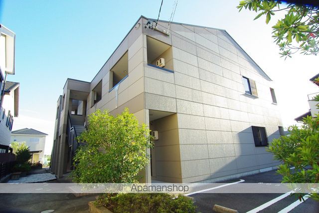 コンフォール三宅の外観写真