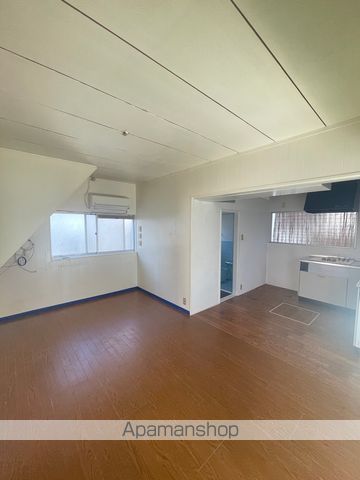 南海電鉄南海本線 鳥取ノ荘駅 徒歩18分 2階建 築40年の内装写真