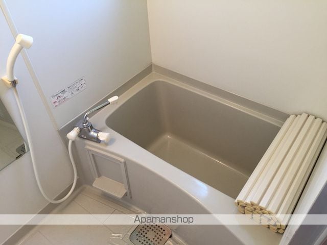 コンフレール妻崎 Bの内装写真
