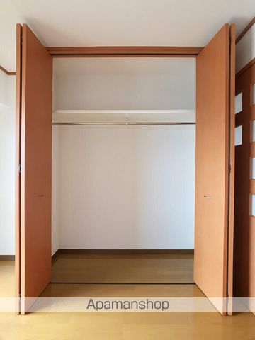 ロイヤル渡辺通の内装写真