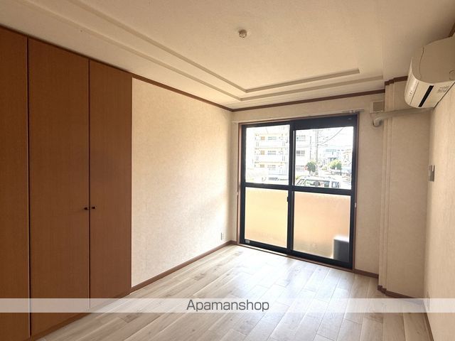 スクエアファミリーの内装写真