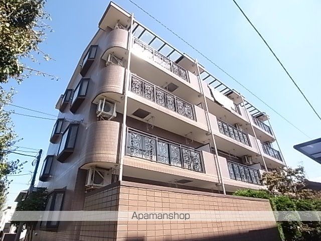 ストークマンションの外観写真