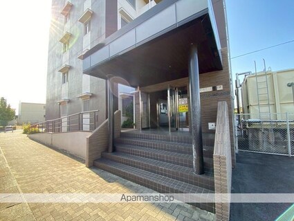 パールマンション手鎌[3LDK/65.34m2]の共用部3