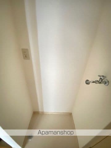 ホワイトビラ御門台の内装写真