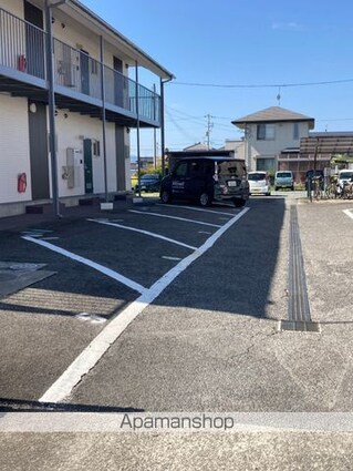 パルハウス御幸Ａ[1LDK/46.37m2]の駐車場