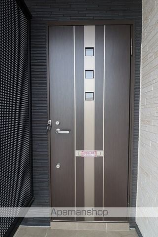 ショパンの玄関写真
